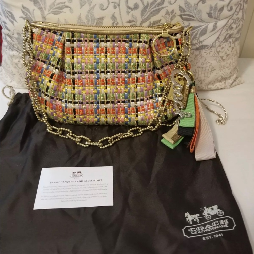 Unique/Rare Coach Poppy Tweedy Handbag